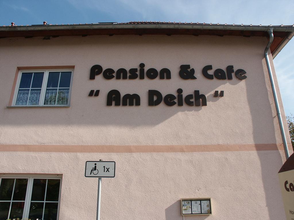 Pension Am Deich Kröslin Екстериор снимка